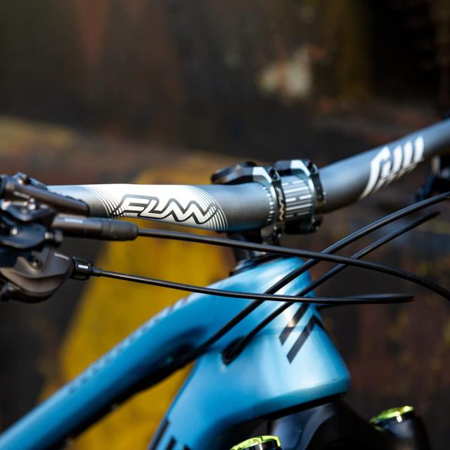 Funn(ファン) フル-オン(Full On)、 MTB、自転車用ハンドルバー、クランプ径:φ35mm、幅785mm、耐久性、剛性感、柔軟性、衝撃吸収性、軽_5