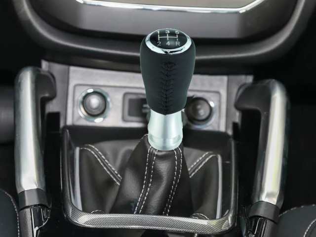 Lunsom 5速 シフトノブ mt車シフトレバー 皮革 シフトノブ マニュアル車に適用します (黒ステッチ)｜au PAY マーケット