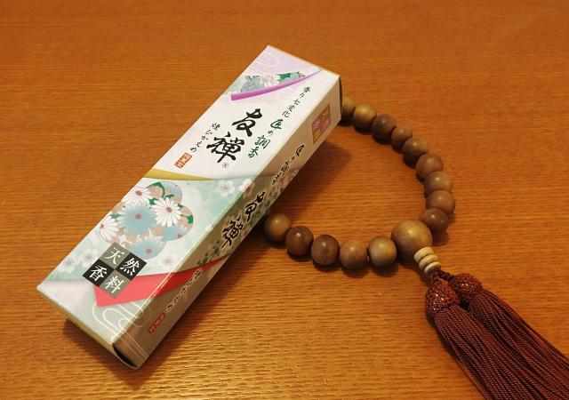 【 包装 蓮のし付き 】梅薫堂 匠の調香友禅6箱入【桐箱】/「甘く多彩に変化する香り、白檀基調のお線香。至高のひとときを贈る高級ギフト