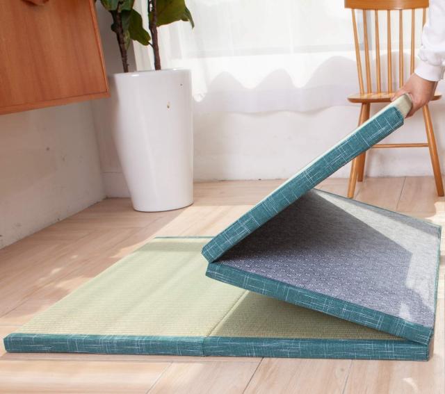 MustMat 折りたためるユニット畳 い草 マットレス ４つ折り ユニット畳 置き畳 布団 抗菌 防臭 防カビ90x200x3.5cm ユニット畳 1畳 大きめ 100×200cm （涼） 置き畳 折りたため