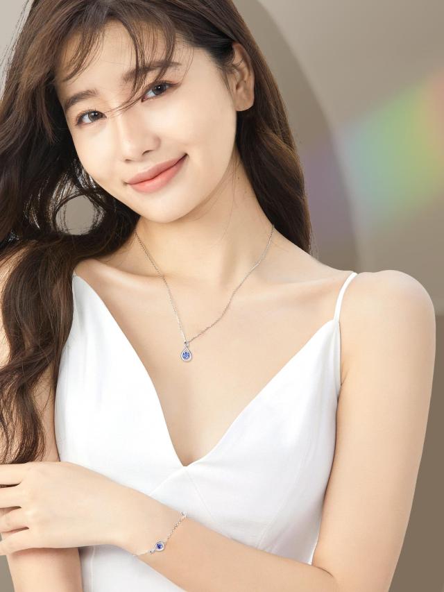 Agvana ネックレス レディース タンザナイト 12月 誕生石 しずくモチーフ ホワイトデー お返し シルバー925 クリスマス 誕生日 母の日 プ Agvana ネックレス レディース タンザナイト 12月 誕生石 しずくモチーフ ホワイトデー お返し シルバー925 クリスマス 誕生日 母の日 プ