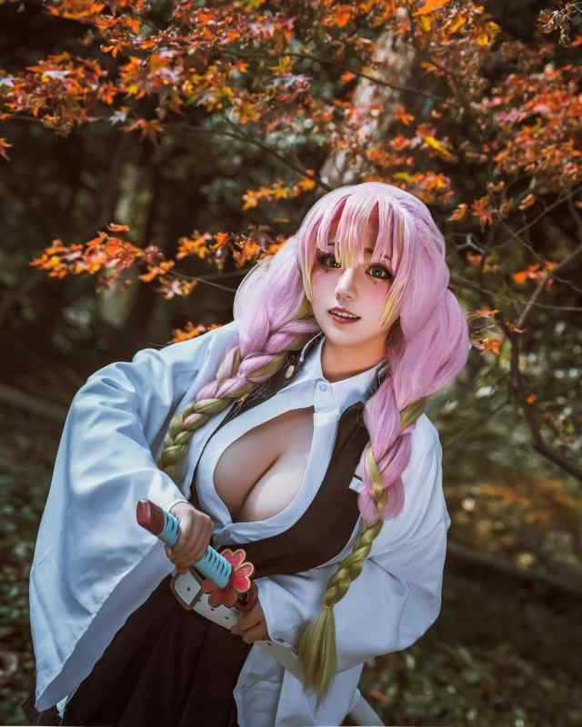 Amazon.co.jp: [sakuracos] 鬼滅の刃 甘露寺蜜璃 コスプレ衣装