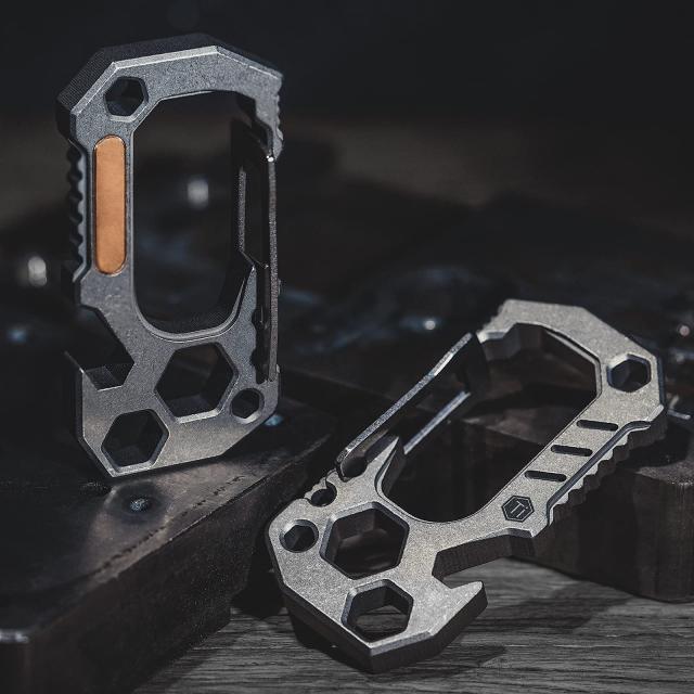 KeyUnity KU01 EDCマルチツール チタン メンズ カラビナキーホルダー 手動式ドライバー 4in1工具 edcツール 軍用チタン合金製 戦術ツール KeyUnity KU01 EDCマルチツール チタン メンズ カラビナキーホルダー