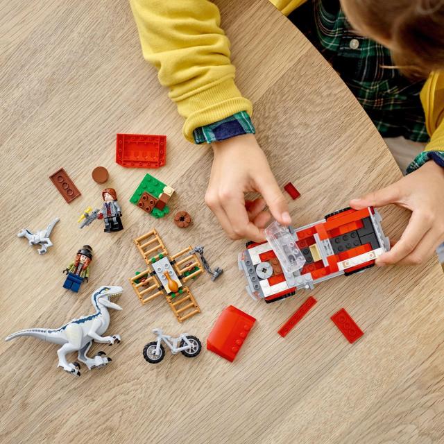 レゴ(LEGO) ジュラシック・ワールド ヴェロキラプトルをおびき出せ:ブルーとベータ ギフト 76946 おもちゃ ブロック 誕生日プレゼント 乗_7