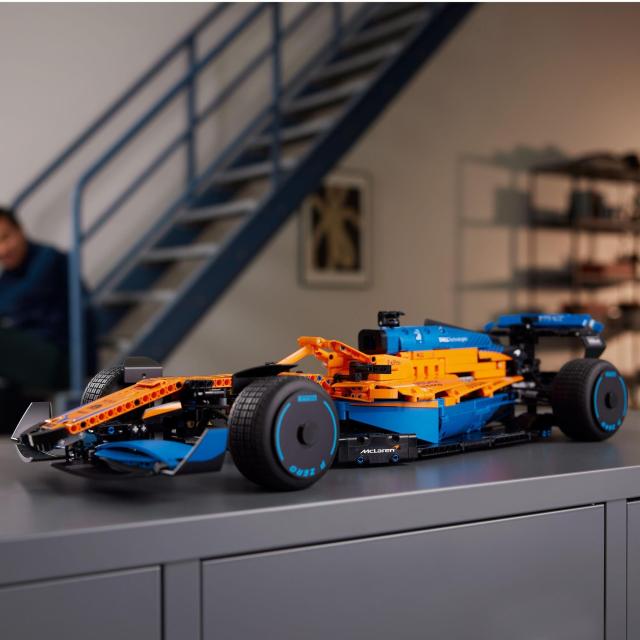 レゴ(LEGO) テクニック マクラーレン フォーミュラ1 レースカー 42141 おもちゃ ブロック プレゼント 車 くるま STEM 知育 男の子 大人_7