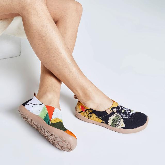 UIN 犬アート ニット シューズ レディース ローファー スリッポン ファッション 超軽量 旅靴 シューズ カジュアルシューズ カップル靴 UIN 犬アート ニット シューズ レディース ローファー スリッポン