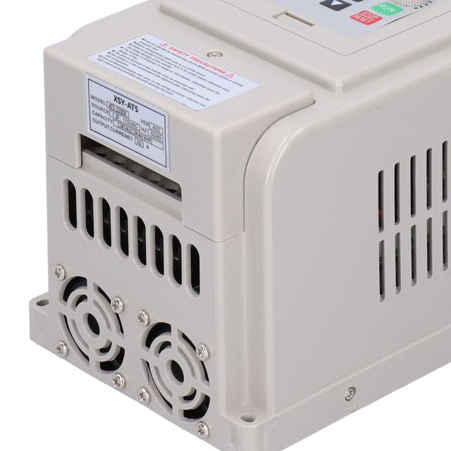 Hilitand インバータ 110V単相入力 220V三相出力 2.2kW 三相モータ制御用 AT5-2200Xの通販は