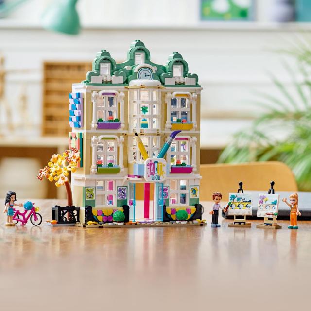 レゴ(LEGO) フレンズ エマのアートスクール 41711 おもちゃ ブロック プレゼント アート 絵画 ごっこ遊び 女の子 8歳以上_7