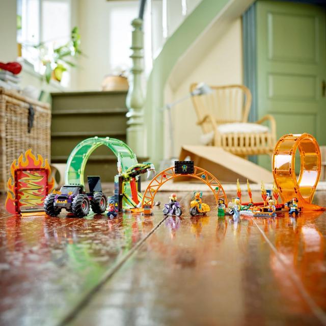 レゴ(LEGO) シティ ダブルループ・スタントアリーナ 60339 おもちゃ ブロック プレゼント 車 くるま 男の子 女の子 7歳以上_7