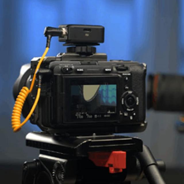 DEITY TC-1 KIT ワイヤレスタイムコードボックス 2.4G RF コンパクト OLED USB-C カメラ、カムコーダー、テープレコーダー、スマートスレ