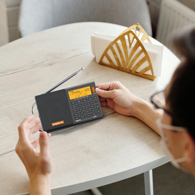 XHDATA D-808 ポータブルラジオ FM AM SW LW ワイドFM エアバンド SSB BCL DSP RDS ポケットラジオ 防災 高感度 小型 電池式 充電式 スリ_4