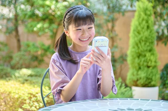 セガトイズ(SEGA TOYS) カードできせかえ! すみっコぐらしPhone 【すみっコぐらしパソコンプレミアムシリーズと連動】