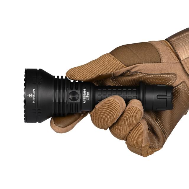 ACEBEAM L19 2.0 タクティカル 懐中電灯 led 強力 最強 1300メートルの超長ビーム距離 かいちゅうでんとう1650高ルーメン 小型 ハンディの通販は