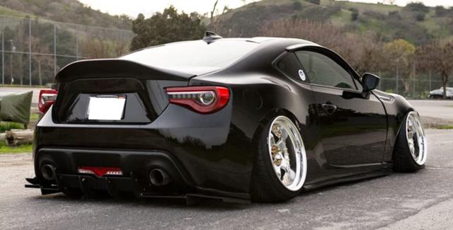 CARIG リアウィング スポイラー スバル BRZ ZC6 / トヨタ 86 ZN6 適合