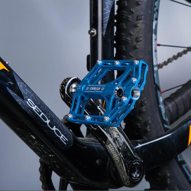 Corki Cycles 自転車用ペダル TOPO チタン フラット プラットフォーム マウンテン バイク ペダル - 9/16 -ブルー
