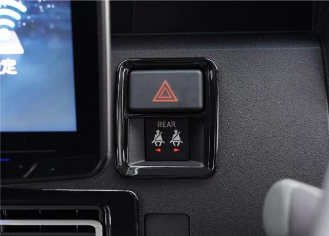 【Automobile Dream】新型21年 ダイハツ アトレー に適合 for Atrai 6代目 s700v フロント エアコンベンド吹き出し口＋ドリンクホルダーの通販は