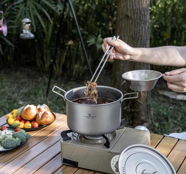 Boundless Voyage チタン 鍋 キャンプクッカーポット 蓋付き 折りたたみハンドル 1.4L 1.6L 2.4L大容量 超軽量 キャップ コッヘル アウト