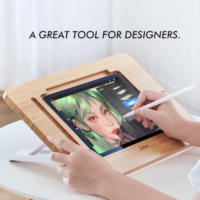 ELETIUO アップグレード 竹製 木製 お絵かき iPadホルダー 鉛筆＆充電ケーブルスロット付き マルチアングル調整可能 タブレットデスクト