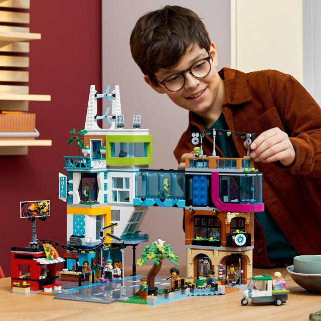 卵になりたい様 Amazon.co.jp: レゴ(LEGO) シティ ダウンタウン 60380 組み立て