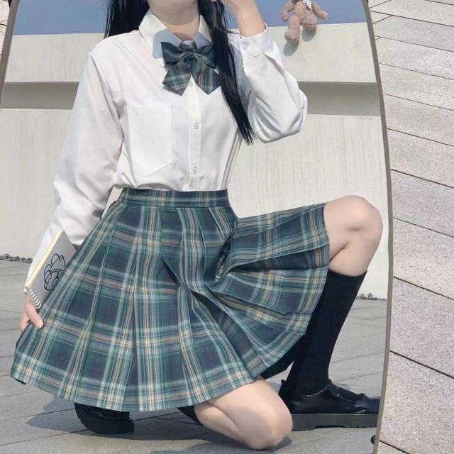 制服　女子　高校生 Amazon.co.jp: コスプレ岐阜女子高校制服（冬・中間） 制服 風