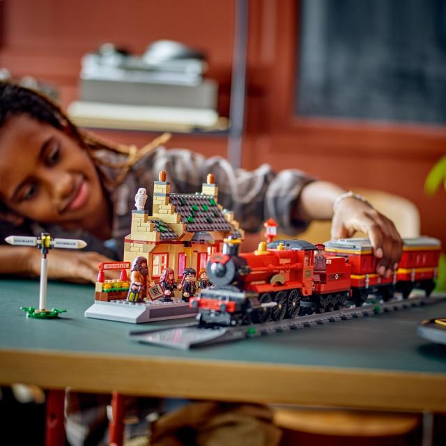 レゴ(LEGO) ハリー・ポッター ホグワーツ特急とホグズミード駅 おもちゃ 玩具 プレゼント 誕生日 ブロック クリスマス 男の子 女の子 子_7