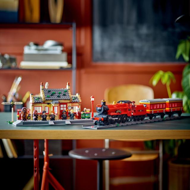 レゴ(LEGO) ハリー・ポッター ホグワーツ特急とホグズミード駅 おもちゃ 玩具 プレゼント 誕生日 ブロック クリスマス 男の子 女の子 子_8