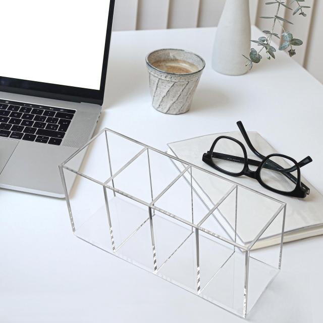 ペンスタンド ペン入れ ペン立て アクリル 4格 仕切り 化粧品