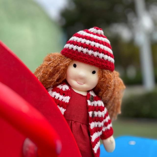 BlissfulPixie ウォルドルフ人形 手作り人形 Waldorf Doll - Quinn 30cm 柔らかい 女の子 かわいい ぬいぐるみ 子供たちに最適な人形