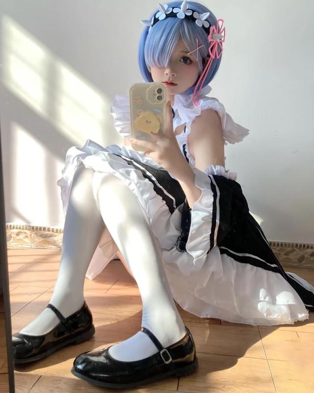 神併良品] レム コスプレ ウィッグ付き 水色髪ショート Reゼロ