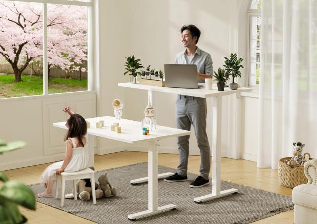 【新品】Claiks 電動昇降デスク 幅100cm*奥行き60cm木目調天板 Amazon | Claiks 昇降デスク 初心者向け スタンディングデスク