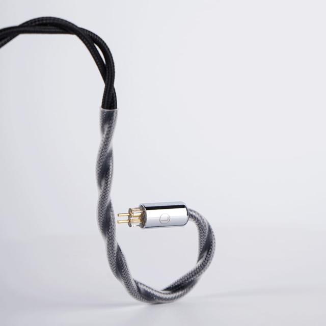 NICEHCK BlackDawn イヤホンリケーブル 4芯5N無酸素銅OCC銀メッキ 0.78mm 2Pin 4.4mm プラグ PP糸で織られる 金属製コネクタ 交換用 着脱