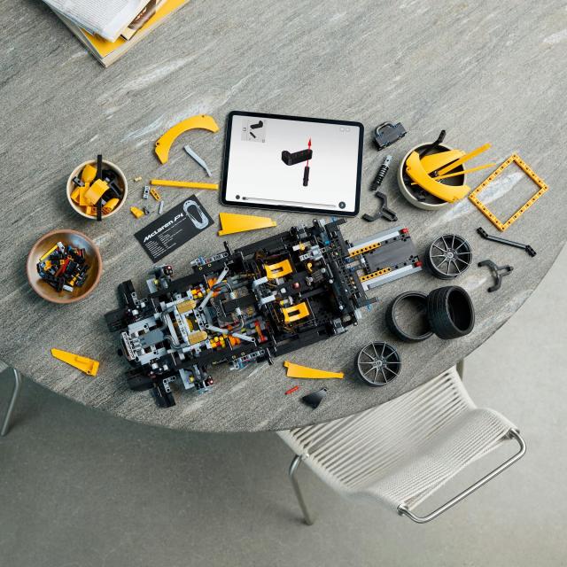 レゴ(LEGO) テクニック McLaren P1 おもちゃ 玩具 誕生日 プレゼント ブロック 母の日 父の日 男性 女性 乗り物 車 ミニカー 42172_8