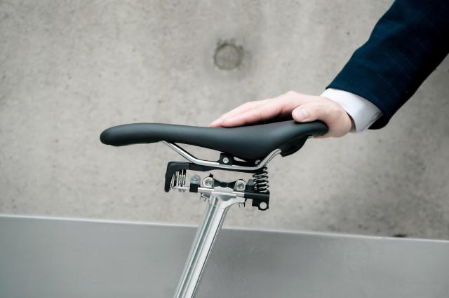 エアシート 25 快適なシート フルフローティングサドルサスペンション 自転車 ロードバイク 電動自転車用 サドルの痛みに対する究極のソ_6
