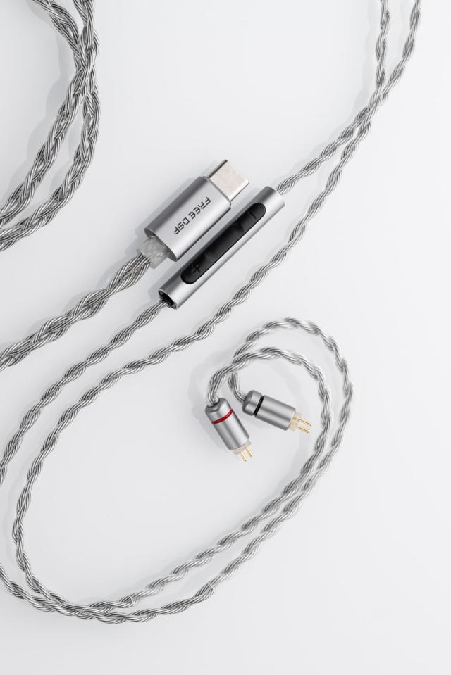 水月雨 Moondrop Free DSP USB-C対応 イヤホン アップグレードケーブル フルバランス出力 高性能マイク搭載 0.78mm 2Pinコネクタ採用