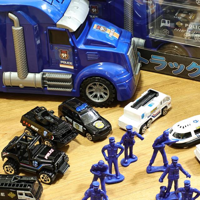 Carecoly トラック 警察車両セット ミニカーセット パトカー 大型収納