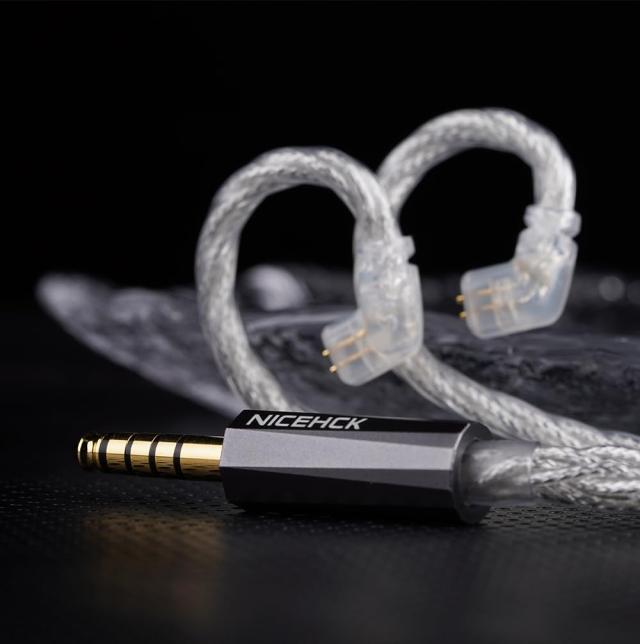 NICEHCK Luna イヤホンリケーブル アップグレードケーブル 0.78mm 2Pin 4.4mm 7N OCC銀メッキとアルミ銅合金ミックス 7N高純度 交換