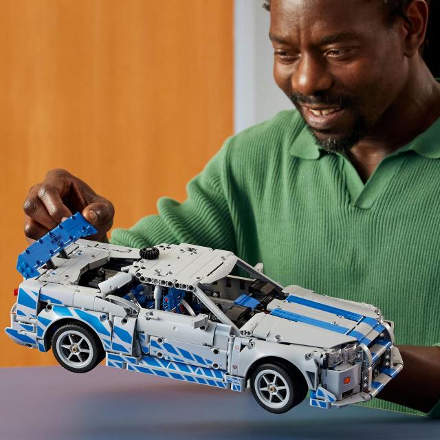 レゴ(LEGO) テクニック ワイルド・スピード 日産スカイラインGT-R (R34) おもちゃ 玩具 誕生日 プレゼント ブロック 男性 女性 乗り物 車_9