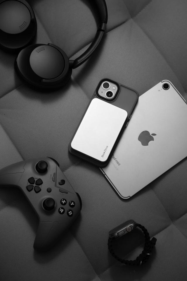 ORICO BookDrive 1TB 外付けSSD magsafe対応 PD100W充電 ノートPC・iPhone 16/15・USB-Cスマートフォン・タブレット用 マグネット式 ポー_7