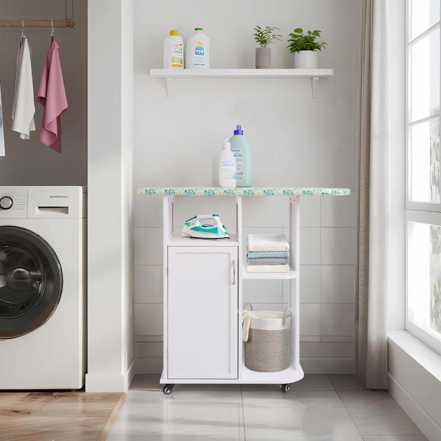 家庭用多機能アイロン台には収納キャビネットが付属しており