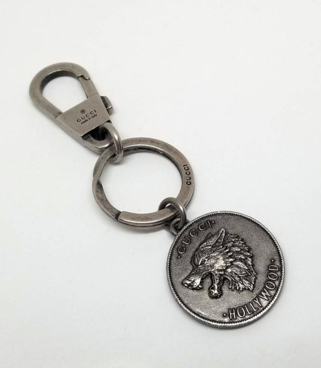 グッチ キーリング キーホルダー メダル コイン ｇｇ シルバー ｇｕｃｃｉ メンズ ｈｏｌｌｙｗｏｏｄ 中古 の通販はau Pay マーケット ブランディール