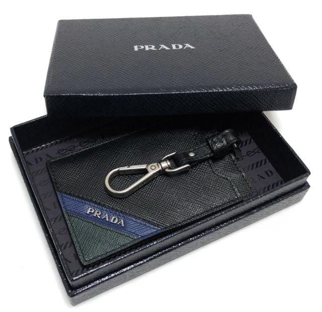 プラダ Idカードホルダー Idケース 型押し 2mc022 レザー サフィアーノ パスケース カードケース ブラック ブルー グリーン Pradaの通販はau Pay マーケット ブランディール