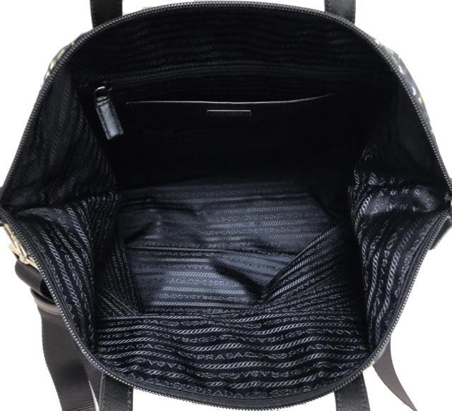 新品同様 プラダ ２way トートバッグ ショルダーバッグ トート ナイロン 総柄 柄 ブラック 黒 レディース メンズ グリーン Pradaの通販はau Pay マーケット ブランディール