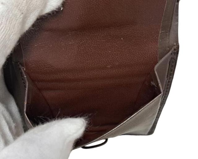 未使用 クロコダイル 二つ折り 財布 マット ブラウン こげ茶色 メンズ