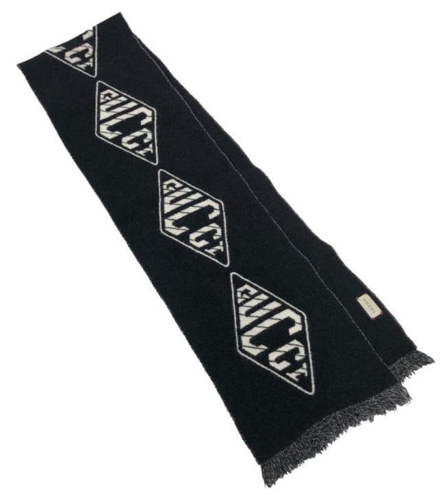 グッチ マフラー　ダイヤモンド ロゴ バイカラー フリンジ ウール 70％ カシミヤ 30％ ブラック ホワイト メンズ レディース GUCCI 【中