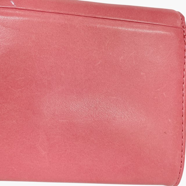 未使用 キャサリンハムネット 財布  二つ折り ローズステッチ 花柄 牛革 レザー KHP631 バラ 薔薇　バラ　レディース　KATHARINE HAMNETT 未使用 キャサリンハムネット 財布 二つ折り ローズステッチ 花柄 牛革