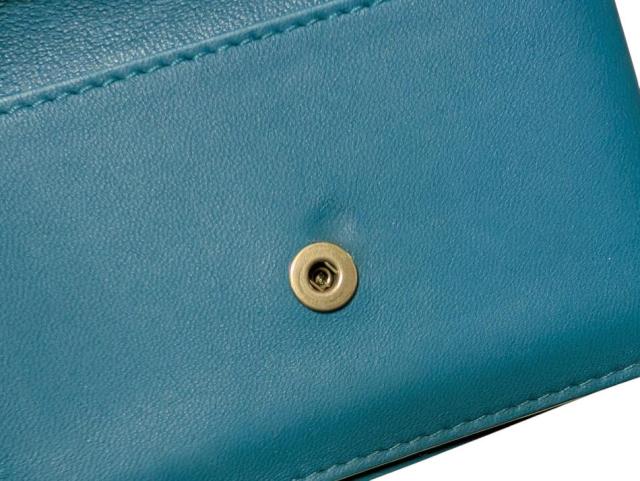 ボッテガヴェネタ カードケース イントレチャート ブルー レザー 三