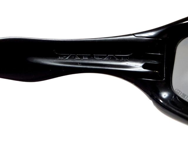 オークリー サングラス ファットキャット fatcat ブラック 偏光レンズ