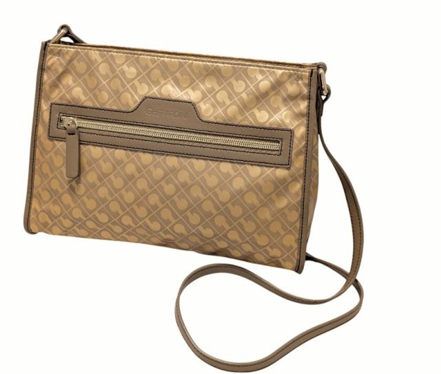 新品同様 ゲラルディーニ ショルダーバッグ ソフティ ゴールド 斜め掛け ショルダー レディース 女性用 金色  GHERARDINI SOFTY 【中古】