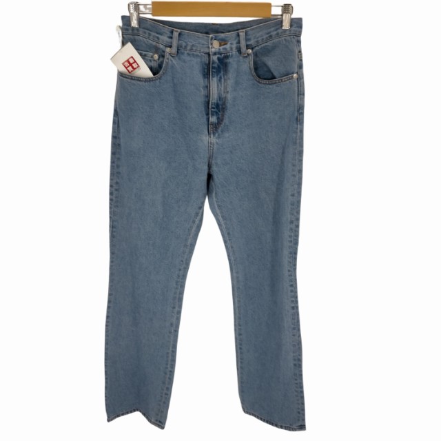 Apartment Three - High-Waisted Jeans