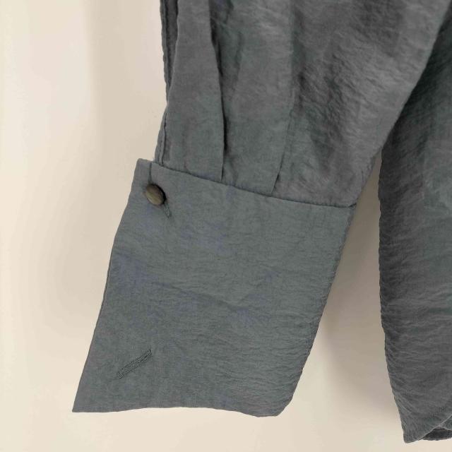 USED古着(ユーズドフルギ) rito structure STRUCTURE SILK BLOUSE  中古 古着 0310 中古・古着通販】SOEJU (ソージュ) シルクストレッチVネック